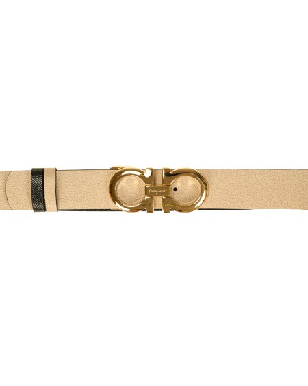 Shop SALVATORE FERRAGAMO  Belt: Salvatore Ferragamo Gancini reversible belt in hammered calfskin.
Two-tone.
Adjustable length.
Height: 3.5 cm.
Composition: 100% calfskin.
Made in Italy.. 23A564 DONNAH35-548674546BEIGE/NERO